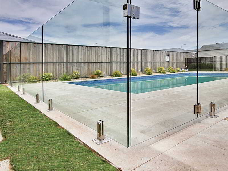 frameless glass pool fencing​